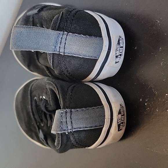 Vans size 4 toddler - Picture 2 of 3